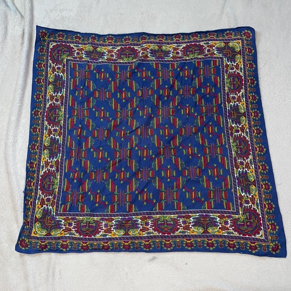 Vintage Patterned Head Scarf Blue - Picture 5 of 6